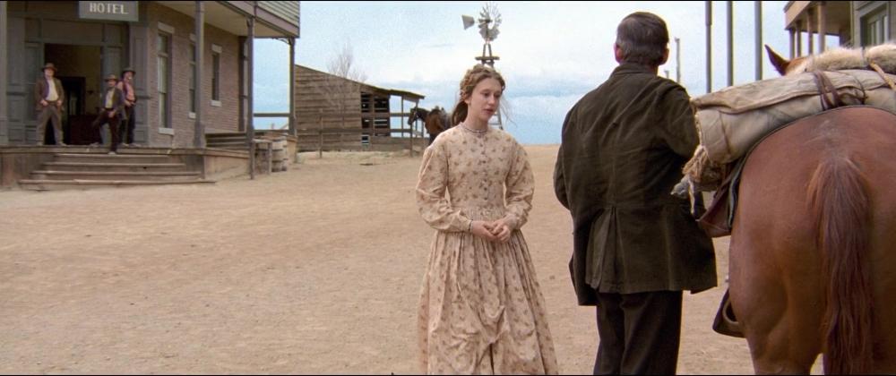 ValleyOfViolence-Caps-240.jpg