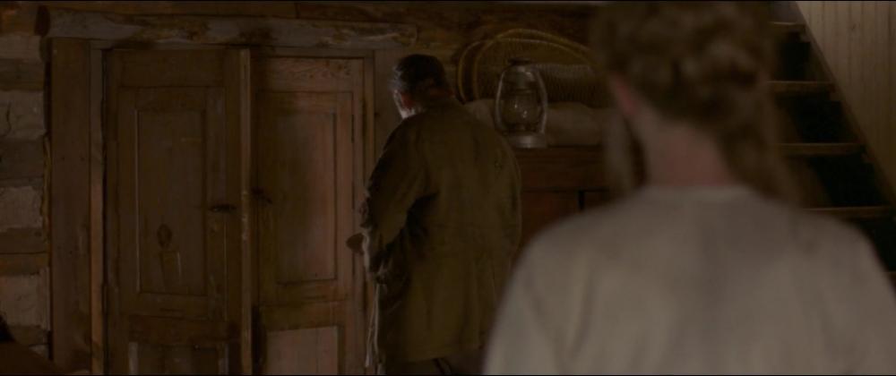 ValleyOfViolence-Caps-414.jpg