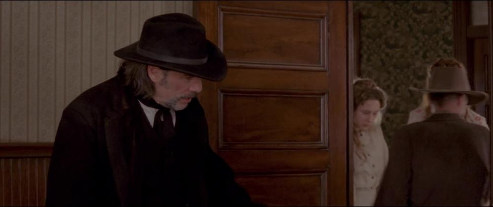 ValleyOfViolence-Caps-610.jpg
