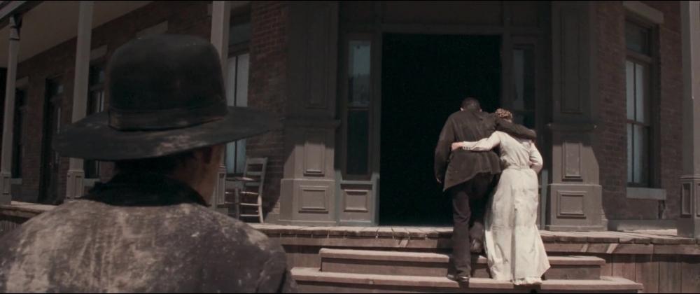 ValleyOfViolence-Caps-795.jpg