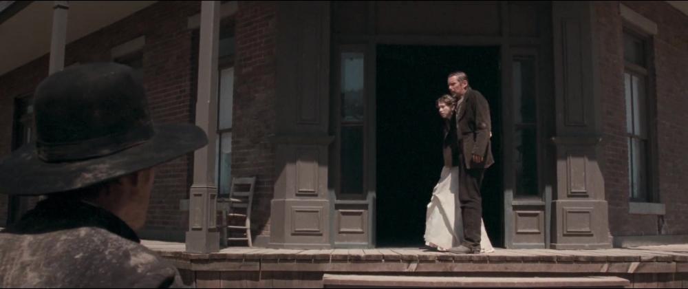 ValleyOfViolence-Caps-798.jpg