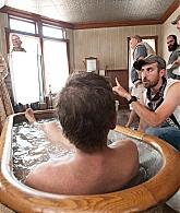 ValleyOfViolence-Stills-002.jpg