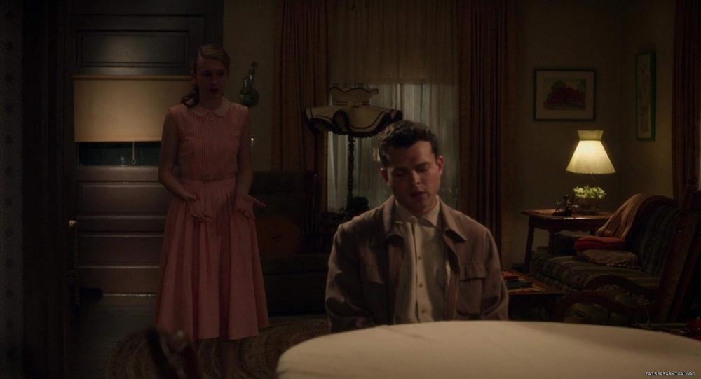 2016RulesDontApplyStills-0003.jpg