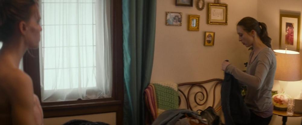 Click to view full size image
==============
WhatTheyHad-Caps-0834.jpg WhatTheyHad-Caps-0834.jpg
