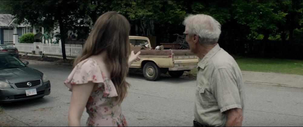 Click to view full size image
==============
2018TheMule_Screencaps-0026.jpg 2018TheMule_Screencaps-0026.jpg
