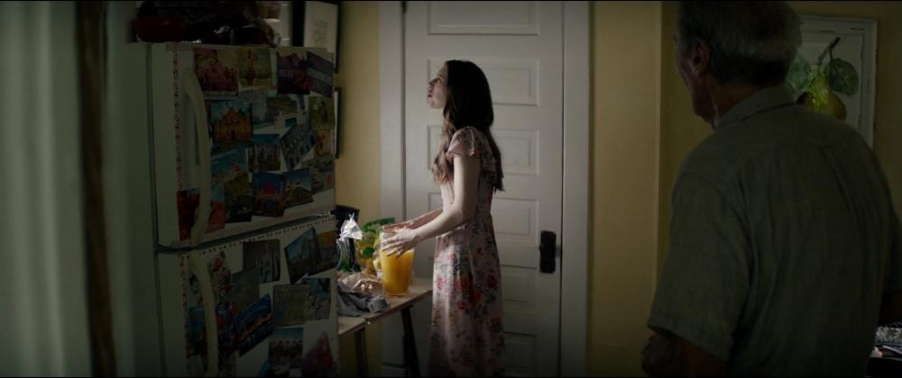 Click to view full size image
==============
2018TheMule_Screencaps-0067.jpg 2018TheMule_Screencaps-0067.jpg