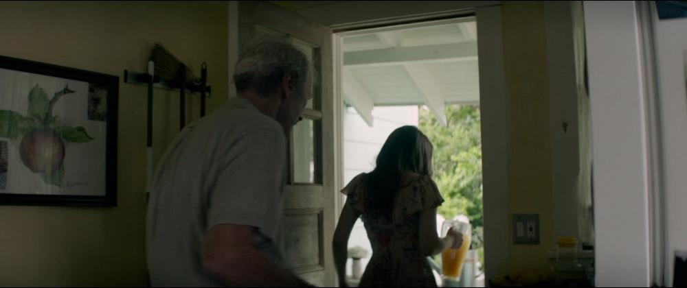Click to view full size image
==============
2018TheMule_Screencaps-0089.jpg 2018TheMule_Screencaps-0089.jpg