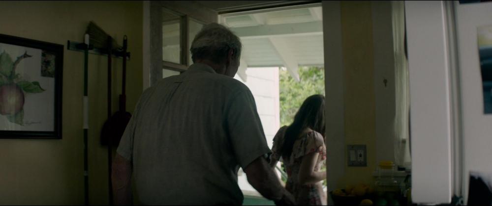 Click to view full size image
==============
2018TheMule_Screencaps-0090.jpg 2018TheMule_Screencaps-0090.jpg