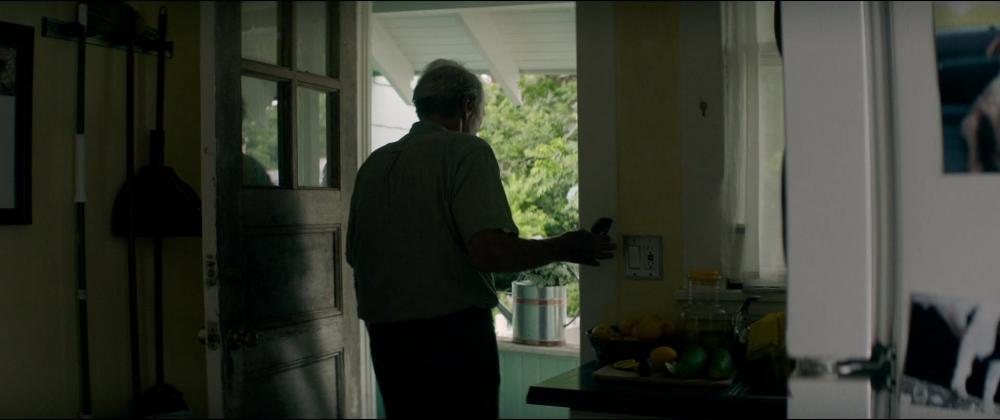 Click to view full size image
==============
2018TheMule_Screencaps-0094.jpg 2018TheMule_Screencaps-0094.jpg