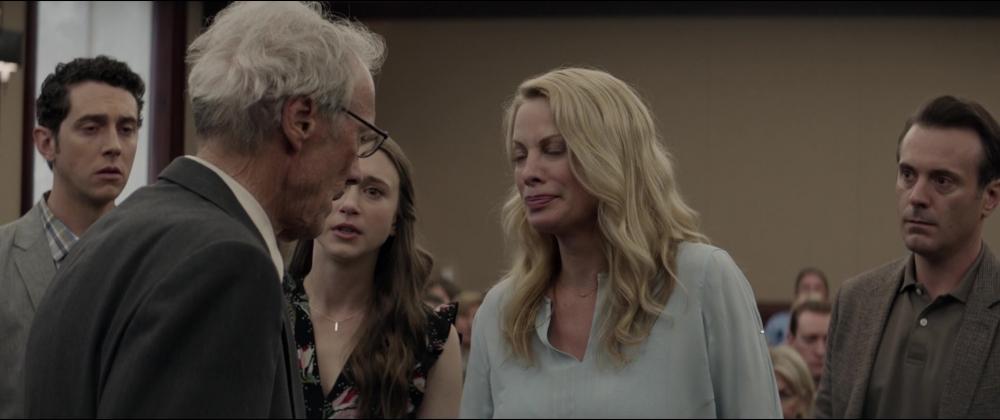 Click to view full size image
==============
2018TheMule_Screencaps-0589.jpg 2018TheMule_Screencaps-0589.jpg