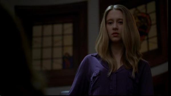 1x02-Home_Invasion-0215.jpg