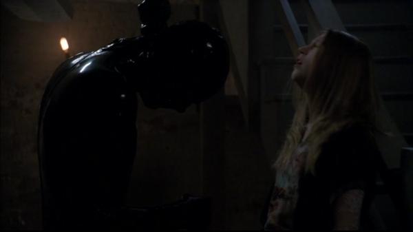 1x04-Halloween_Part_1__-0135.jpg
