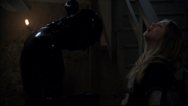 1x04-Halloween_Part_1__-0136.jpg