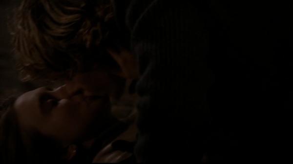 1x05_Halloween_Part_2__-0182.jpg