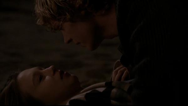 1x05_Halloween_Part_2__-0216.jpg