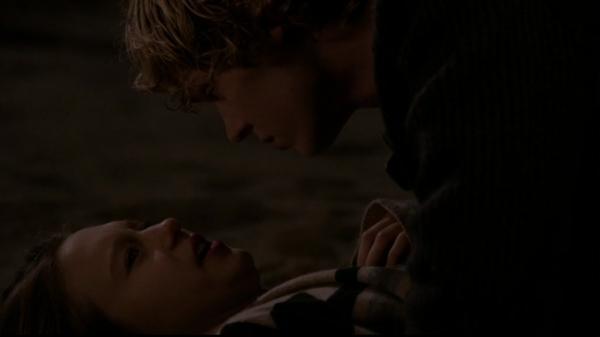 1x05_Halloween_Part_2__-0223.jpg