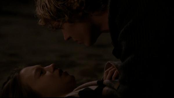 1x05_Halloween_Part_2__-0227.jpg