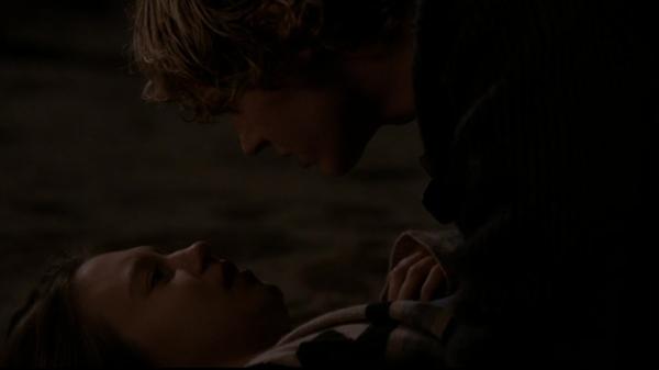 1x05_Halloween_Part_2__-0229.jpg