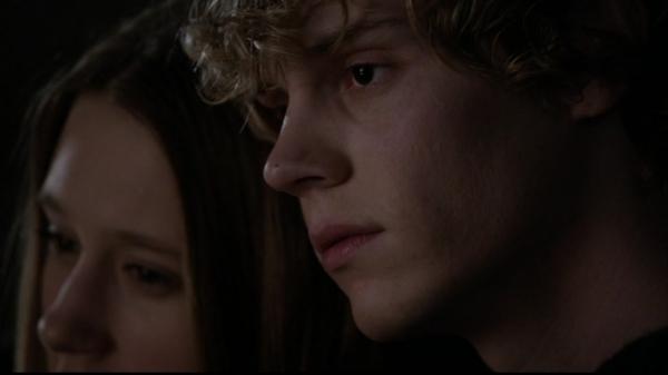 1x05_Halloween_Part_2__-0350.jpg