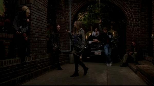 1x05_Halloween_Part_2__-0431.jpg