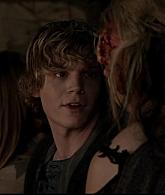 1x05_Halloween_Part_2__-0369.jpg