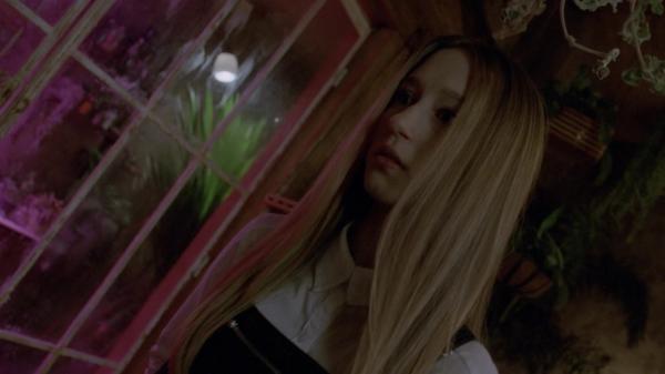 307-TheDead-011.jpg