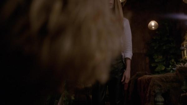 307-TheDead-016.jpg
