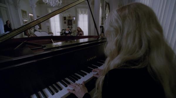 310-TheMagicalDelightsofStevieNicks-025.jpg