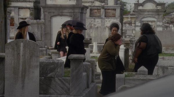 311-ProtectTheCoven-023.jpg