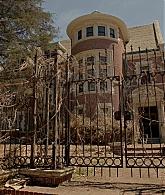 806-ReturntoMurderHouse-307.jpg