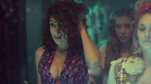 Click to view full size image
==============
taissafarmiga-wickedcity-00059.jpg taissafarmiga-wickedcity-00059.jpg