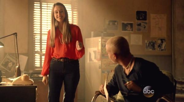 Click to view full size image
==============
taissafarmiga-wickedcity-01254.jpg taissafarmiga-wickedcity-01254.jpg