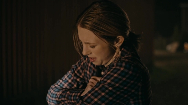 Click to view full size image
==============
50_States_Of_Fright_S02E01_Part1_1080p_0939.jpg 50_States_Of_Fright_S02E01_Part1_1080p_0939.jpg