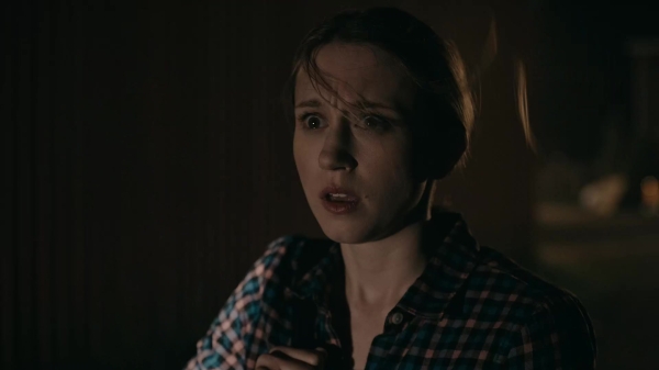 Click to view full size image
==============
50_States_Of_Fright_S02E01_Part1_1080p_0982.jpg 50_States_Of_Fright_S02E01_Part1_1080p_0982.jpg