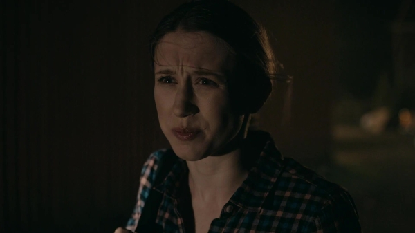 Click to view full size image
==============
50_States_Of_Fright_S02E01_Part1_1080p_0990.jpg 50_States_Of_Fright_S02E01_Part1_1080p_0990.jpg