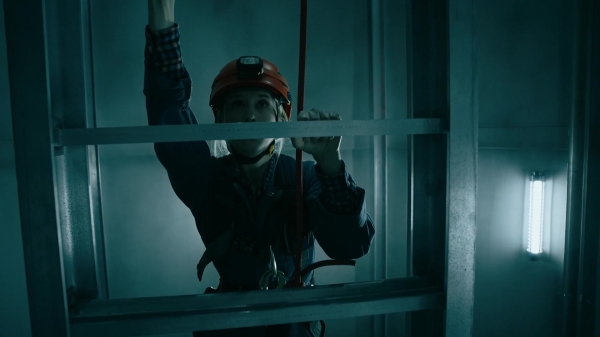 Click to view full size image
==============
50_States_Of_Fright_S02E02_Part2_1080p__0337.jpg 50_States_Of_Fright_S02E02_Part2_1080p__0337.jpg