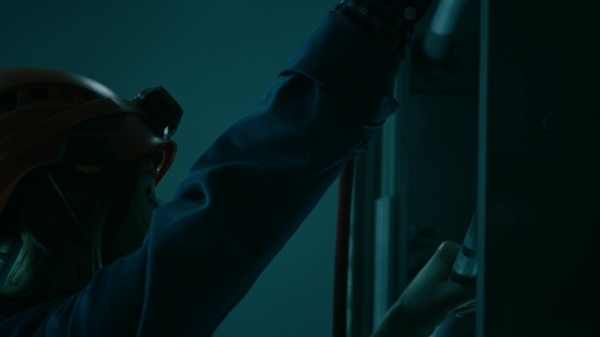 Click to view full size image
==============
50_States_Of_Fright_S02E02_Part2_1080p__0352.jpg 50_States_Of_Fright_S02E02_Part2_1080p__0352.jpg
