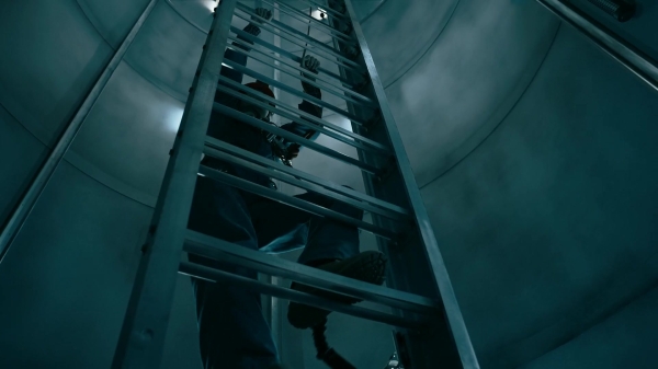 Click to view full size image
==============
50_States_Of_Fright_S02E02_Part2_1080p__0465.jpg 50_States_Of_Fright_S02E02_Part2_1080p__0465.jpg