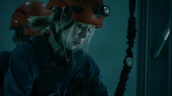 Click to view full size image
==============
50_States_Of_Fright_S02E02_Part2_1080p__0681.jpg 50_States_Of_Fright_S02E02_Part2_1080p__0681.jpg