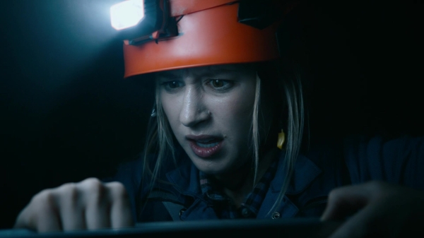 Click to view full size image
==============
50_States_Of_Fright_S02E03_Part3_1080p__0403.jpg 50_States_Of_Fright_S02E03_Part3_1080p__0403.jpg