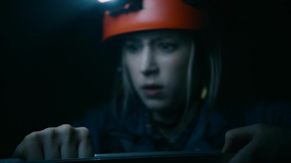 Click to view full size image
==============
50_States_Of_Fright_S02E03_Part3_1080p__0407.jpg 50_States_Of_Fright_S02E03_Part3_1080p__0407.jpg