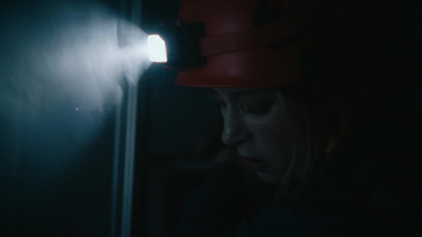 Click to view full size image
==============
50_States_Of_Fright_S02E03_Part3_1080p__0602.jpg 50_States_Of_Fright_S02E03_Part3_1080p__0602.jpg