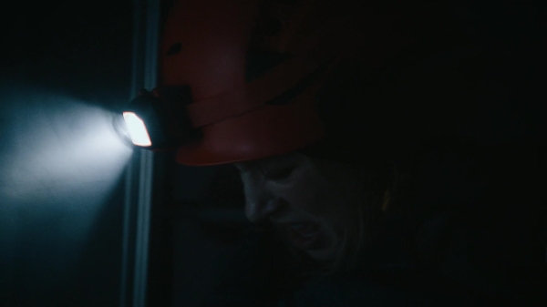 Click to view full size image
==============
50_States_Of_Fright_S02E03_Part3_1080p__0610.jpg 50_States_Of_Fright_S02E03_Part3_1080p__0610.jpg