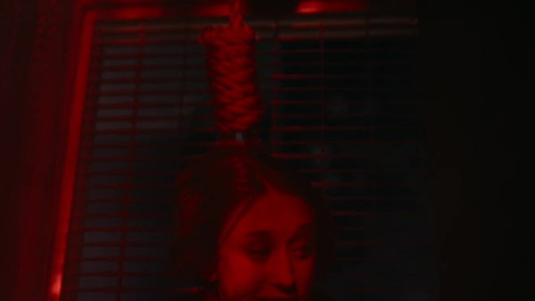 Click to view full size image
==============
50_States_Of_Fright_S02E03_Part3_1080p__0787.jpg 50_States_Of_Fright_S02E03_Part3_1080p__0787.jpg