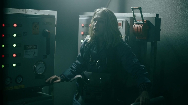 Click to view full size image
==============
50_States_Of_Fright_S02E03_Part3_1080p__0853.jpg 50_States_Of_Fright_S02E03_Part3_1080p__0853.jpg