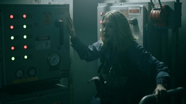 Click to view full size image
==============
50_States_Of_Fright_S02E03_Part3_1080p__0865.jpg 50_States_Of_Fright_S02E03_Part3_1080p__0865.jpg
