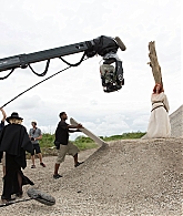 AHS_EP005_BTS_093013_0458.jpg