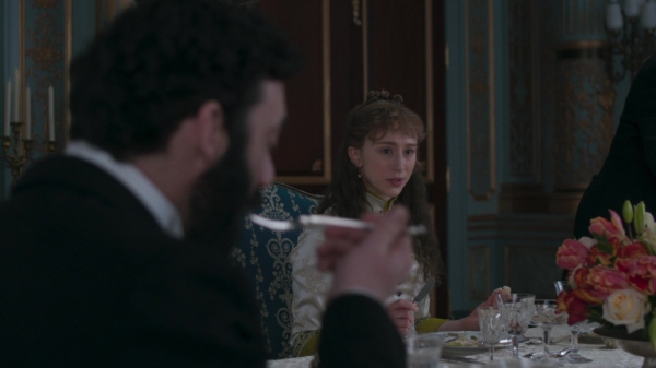 The_Gilded_Age_S01E05_Charity_Has_Two_Functions_1080p__0887.jpg