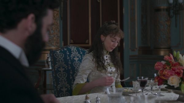 The_Gilded_Age_S01E05_Charity_Has_Two_Functions_1080p__0918.jpg