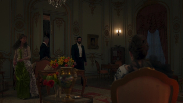 The_Gilded_Age_S01E05_Charity_Has_Two_Functions_1080p__6166.jpg
